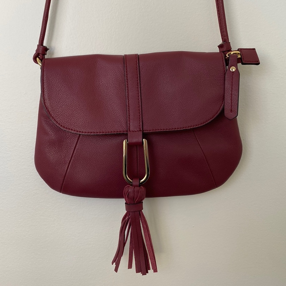 Wilson’s Leather crossbody purse